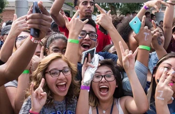 How to Connect to Your Culture in College
