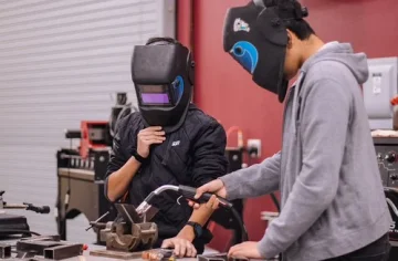 What is an Apprenticeship & How Does it Work?