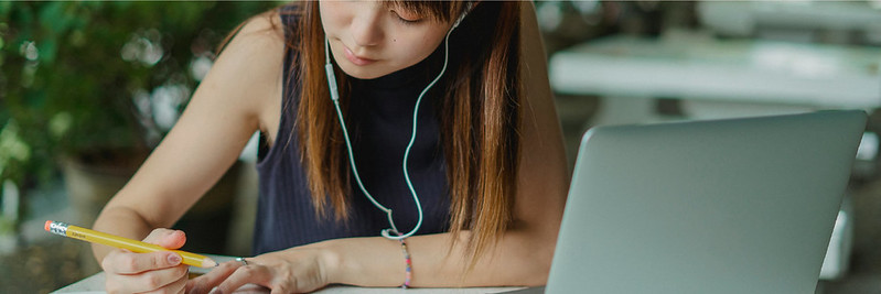 How to Use ChatGPT/AI to Build and Improve Your Resume